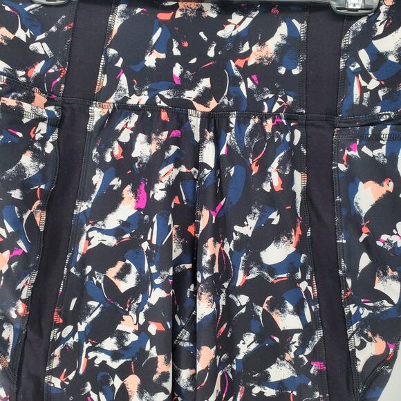 LIVI Womens 14/16 Capri Power Legging With Moisture Wicking Multicolor New - Picture 2 of 6